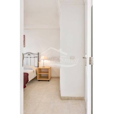 Sprzedaż - Nieruchomości - Domki - La Caleta 1