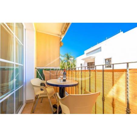 Sprzedaż - Nieruchomości - Domki - La Caleta 1