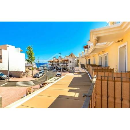 Sprzedaż - Nieruchomości - Domki - La Caleta 1