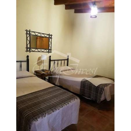 Sprzedaż - Nieruchomości - Domki - Chimiche 1