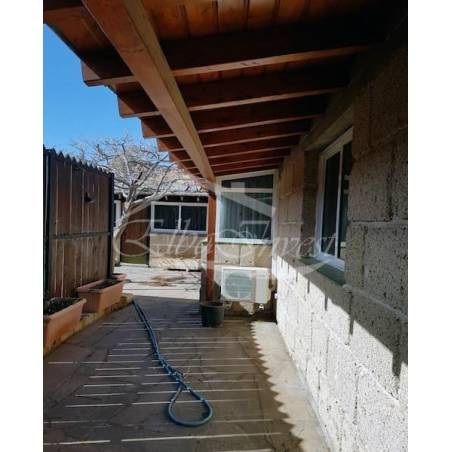 Sprzedaż - Nieruchomości - Domki - Chimiche 1