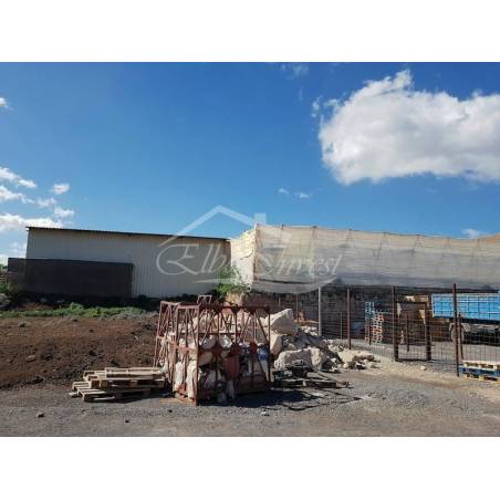 Sprzedaż - Nieruchomości - Domki - Chimiche 1