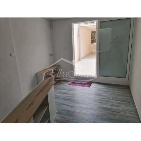 Sprzedaż - Nieruchomości - Domki - Playa San Juan 1