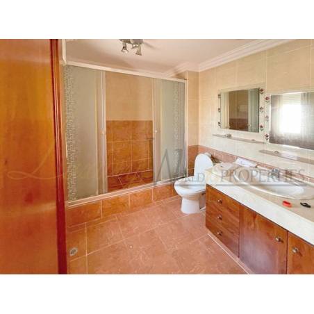 Sprzedaż - Nieruchomości - Dom / Apartament - Los Cristianos 1