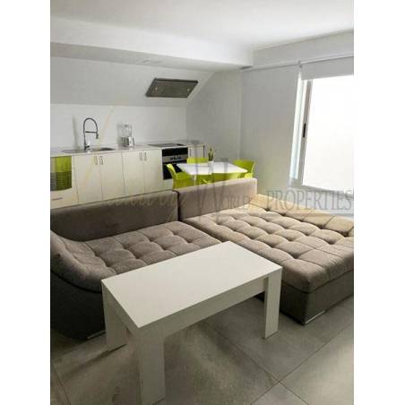 Sprzedaż - Nieruchomości - Dom / Apartament - Madroñal 2