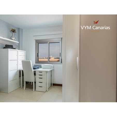 Sprzedaż - Nieruchomości - Apartament - Playa Paraiso 2