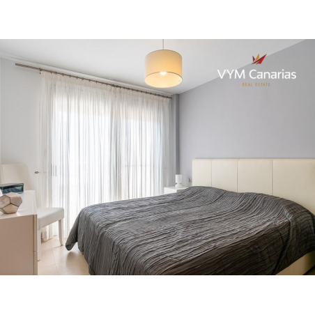 Sprzedaż - Nieruchomości - Apartament - Playa Paraiso 2