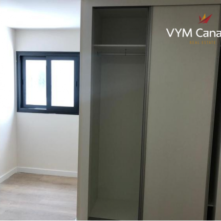Sprzedaż - Nieruchomości - Apartament - Cuesta De La Villa 1