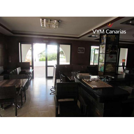 Sprzedaż - Nieruchomości - Biznes z przestrzenią - kawiarnia - Callao Salvaje 1