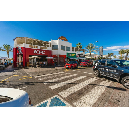 Sprzedaż - Nieruchomości - Business - Las Americas, Arona 3